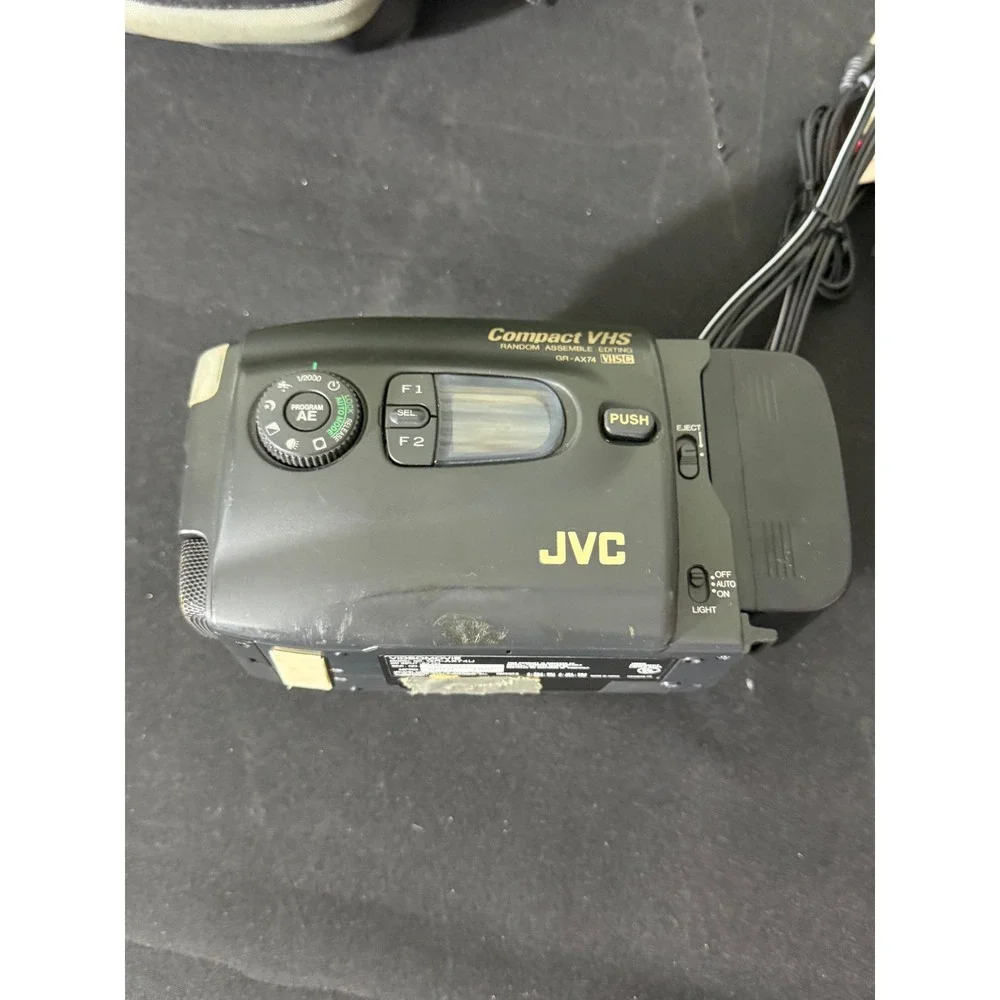 JVC Compact VHS Camcorder GR-AX74U Black Good 12x Zoom Bundle Ambico Bag Tape